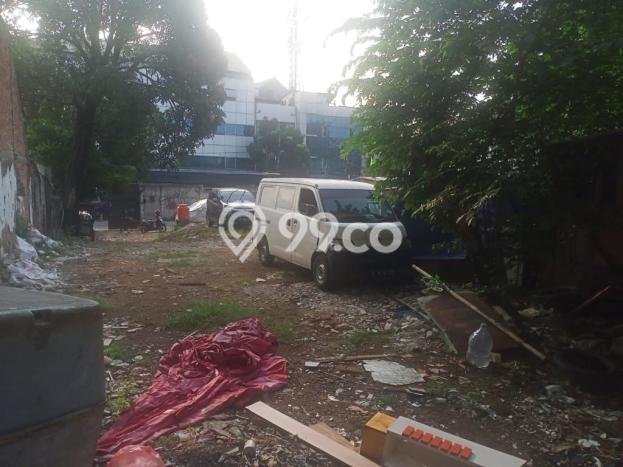Tanah Dijual Lokasi Strategis di Jakarta Selatan dengan Luas 756m2 Tanah Dijual Lokasi Strategis di Jakarta Selatan dengan Luas 756m2