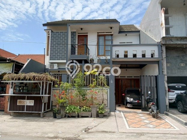 Rumah Modern Minimalis 4 Kamar Bisa Langsung Pindah di Bubutan Rumah Modern Minimalis 4 Kamar Bisa Langsung Pindah di Bubutan