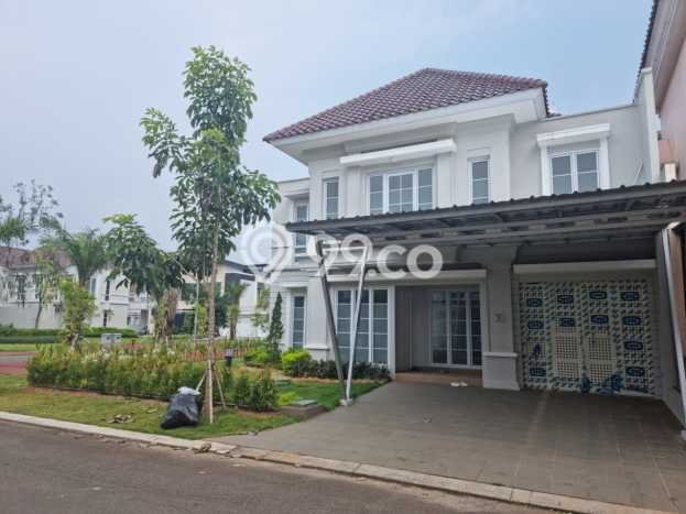 Hunian Elit LB 203m2 Siap Pakai Desain Elegan di Gading Serpong, Tangerang Hunian Elit LB 203m2 Siap Pakai Desain Elegan di Gading Serpong, Tangerang