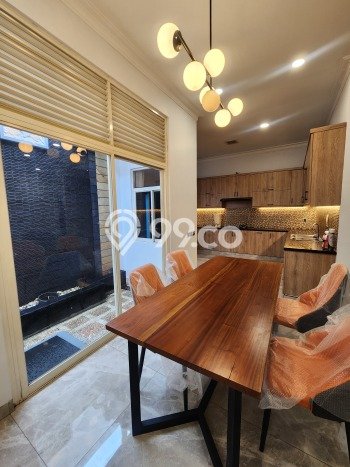 Disewakan! Rumah 4 Kamar Tidur &
3 Kamar Mandi di Gading Serpong, Tangerang Disewakan! Rumah 4 Kamar Tidur &
3 Kamar Mandi di Gading Serpong, Tangerang