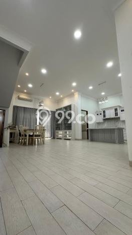 FEATURED! Rumah Asri area BSD The Green, Luas 300m² Bangunan 375m² FEATURED! Rumah Asri area BSD The Green, Luas 300m² Bangunan 375m²