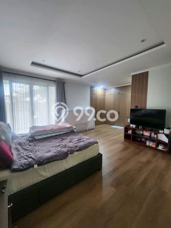 Rumah Elit LB 361m2 Siap Huni Desain Elegan di Gading Serpong, Tangerang Rumah Elit LB 361m2 Siap Huni Desain Elegan di Gading Serpong, Tangerang