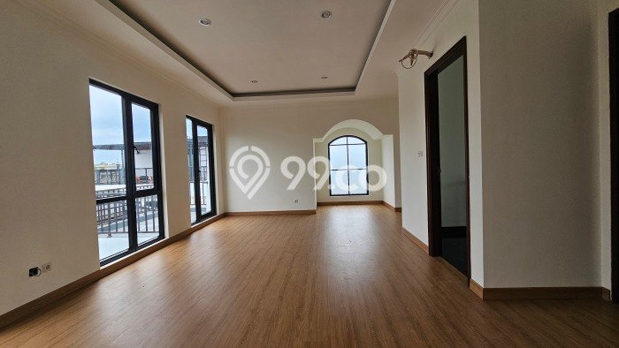 Hunian Elit LB 300m2 Siap Huni Desain Elegan di BSD City, Tangerang Hunian Elit LB 300m2 Siap Huni Desain Elegan di BSD City, Tangerang