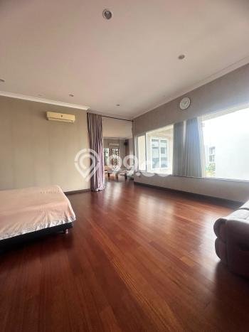 For Sale! Luxury House LT 394m2 Desain Elegan di Gading Serpong Pondok Hijau Golf For Sale! Luxury House LT 394m2 Desain Elegan di Gading Serpong Pondok Hijau Golf