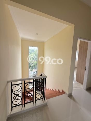 Rumah Elit LB 200m2 Siap Pakai Desain Elegan di Gading Serpong, Tangerang Rumah Elit LB 200m2 Siap Pakai Desain Elegan di Gading Serpong, Tangerang