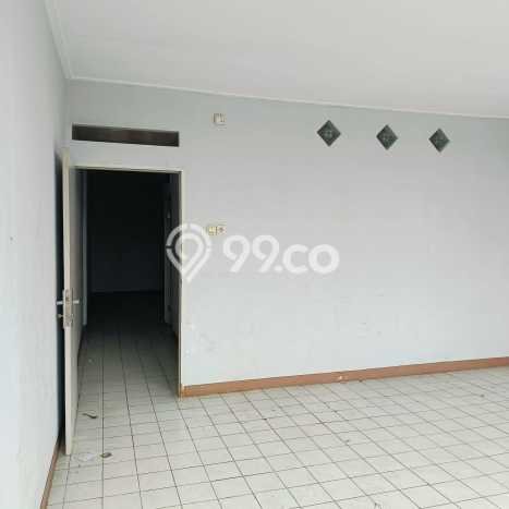 INVESTASI MENGUNTUNGKAN! Ruko Kawasan , Luas 300m2m², Kawasan Komersial INVESTASI MENGUNTUNGKAN! Ruko Kawasan , Luas 300m2m², Kawasan Komersial