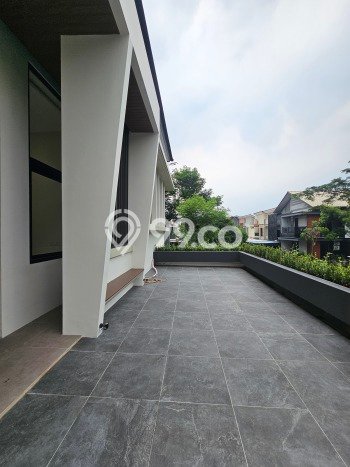 Ready to Use! Premium House LT 247m2 Desain Elegan di BSD Foresta Ready to Use! Premium House LT 247m2 Desain Elegan di BSD Foresta