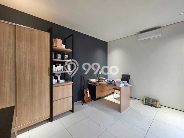 Rumah Elit LB 350m2 Siap Pakai Desain Elegan di Alam Sutera, Tangerang Rumah Elit LB 350m2 Siap Pakai Desain Elegan di Alam Sutera, Tangerang