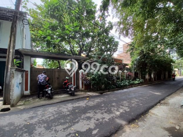 Rumah LT 1029m² / LB 1440m² Fasilitas Jogging Track di Jagakarsa, Jakarta Selatan Rumah LT 1029m² / LB 1440m² Fasilitas Jogging Track di Jagakarsa, Jakarta Selatan