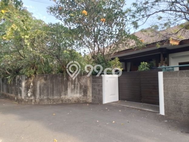 Hunian Mewah LB 1300m2 Siap Pakai Desain Elegan di Cipete, Jakarta Selatan Hunian Mewah LB 1300m2 Siap Pakai Desain Elegan di Cipete, Jakarta Selatan