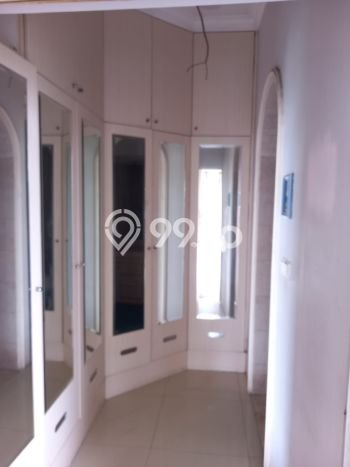 Rumah Elit Modern Siap Huni di Intercon Jakarta Barat Rumah Elit Modern Siap Huni di Intercon Jakarta Barat