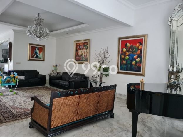 DIJUAL CEPAT! Rumah Nyaman area Kebayoran Baru, Jakarta Selatan, LT 687m² Bangunan 1050m² Bisa Nego! DIJUAL CEPAT! Rumah Nyaman area Kebayoran Baru, Jakarta Selatan, LT 687m² Bangunan 1050m² Bisa Nego!