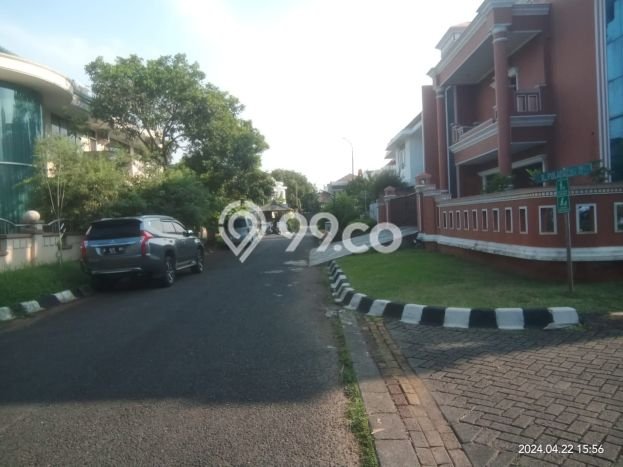Jual Rumah Mewah Elegan Dengan View Eksklusif di Modernland, Tangerang Jual Rumah Mewah Elegan Dengan View Eksklusif di Modernland, Tangerang