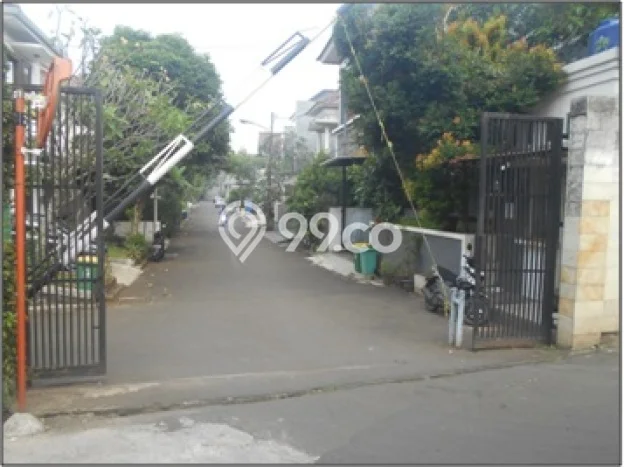 Rumah Strategis Minimalis Lb 398m2 di Cilandak, Jakarta Selatan Rumah Strategis Minimalis Lb 398m2 di Cilandak, Jakarta Selatan