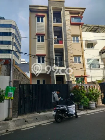 Kost untuk Dijual di Kebon Sirih Punya 38 Kamar Kost untuk Dijual di Kebon Sirih Punya 38 Kamar