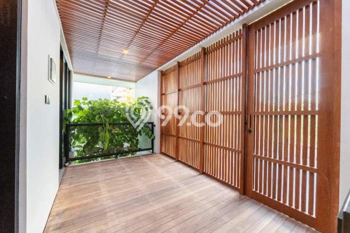 Rumah Luxury Modern Siap Huni di Seminyak Badung Rumah Luxury Modern Siap Huni di Seminyak Badung