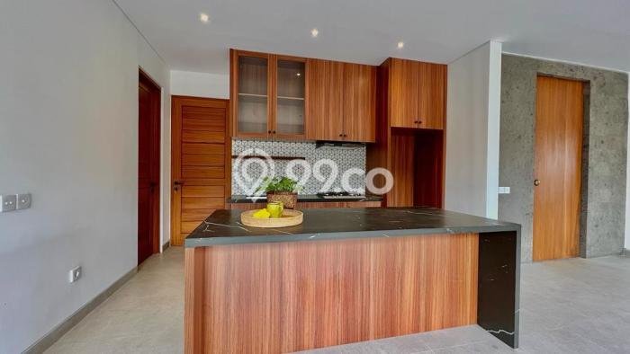 Dijual Rumah Luas Elegan Dengan View Eksklusif di Jimbaran, Badung Dijual Rumah Luas Elegan Dengan View Eksklusif di Jimbaran, Badung