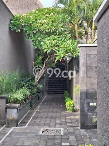 Untuk Dijual! Komersial di Jimbaran Badung LT 11000m2 / LB 7000m2 Kawasan Strategis Untuk Dijual! Komersial di Jimbaran Badung LT 11000m2 / LB 7000m2 Kawasan Strategis