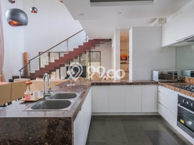 Rumah Kawasan Cemagi, LT 446m², LB 420m² Rumah Kawasan Cemagi, LT 446m², LB 420m²