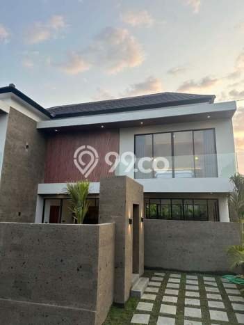 Rumah Siap Huni lokasi Munggu, Badung, Luas 200m² Bangunan 210m² Rumah Siap Huni lokasi Munggu, Badung, Luas 200m² Bangunan 210m²