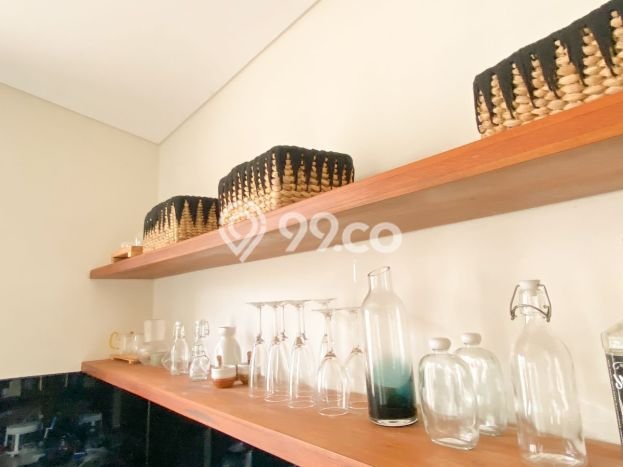 Rumah area Sanur, Denpasar, Luas 250m2m² LB 200m2m² - JUAL CEPAT! Rumah area Sanur, Denpasar, Luas 250m2m² LB 200m2m² - JUAL CEPAT!