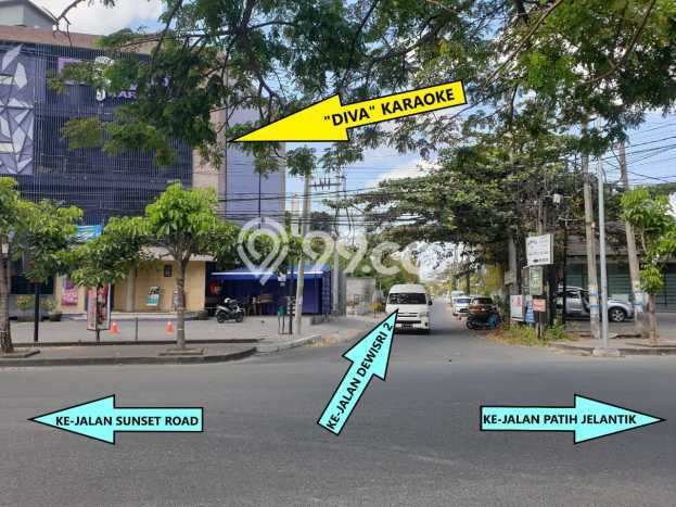 Ruko Dijual di Badung LT 67m2 & LB 120m2 Lokasi Terbaik! Ruko Dijual di Badung LT 67m2 & LB 120m2 Lokasi Terbaik!