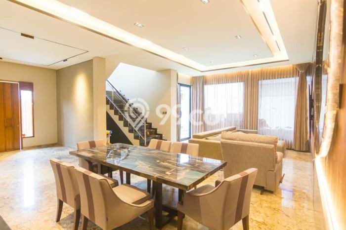 Rumah Luxury Modern Tanpa Renovasi di Seminyak Badung Rumah Luxury Modern Tanpa Renovasi di Seminyak Badung