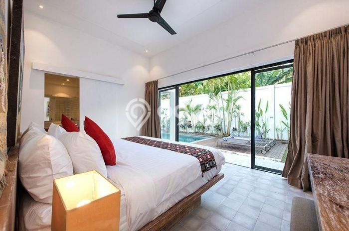 Jual Rumah Mewah Elegan Dengan View Cantik di Seminyak, Badung Jual Rumah Mewah Elegan Dengan View Cantik di Seminyak, Badung