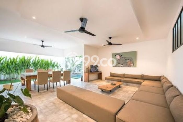 Jual Rumah Mewah Elegan Dengan View Cantik di Seminyak, Badung Jual Rumah Mewah Elegan Dengan View Cantik di Seminyak, Badung
