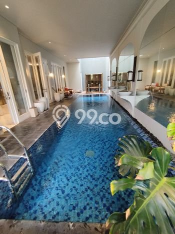 Rumah Elit Modern Siap Huni di Senopati Jakarta Selatan Rumah Elit Modern Siap Huni di Senopati Jakarta Selatan