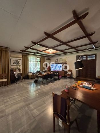 Rumah Mewah Siap Huni LT 714m2 di Kebayoran Baru, Jakarta Selatan Rumah Mewah Siap Huni LT 714m2 di Kebayoran Baru, Jakarta Selatan