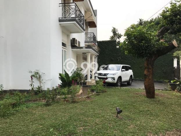 Hunian Mewah LB 1000m2 Siap Pakai Desain Elegan di Cipete, Jakarta Selatan Hunian Mewah LB 1000m2 Siap Pakai Desain Elegan di Cipete, Jakarta Selatan