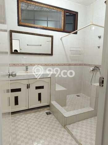 Disewakan Rumah Mewah LT 217m2 / LB 350m2 di Kebayoran Baru, Jakarta Selatan Disewakan Rumah Mewah LT 217m2 / LB 350m2 di Kebayoran Baru, Jakarta Selatan