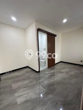 Rumah Luxury di Jakarta Selatan Strategis Kondisi Baik Rumah Luxury di Jakarta Selatan Strategis Kondisi Baik