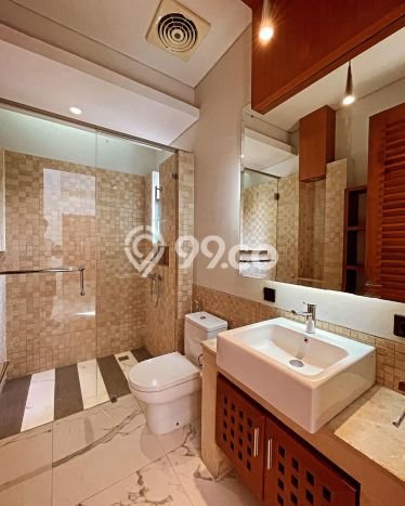 Hunian Mewah LB 480m2 Siap Pakai Desain Elegan di Kemang, Jakarta Selatan Hunian Mewah LB 480m2 Siap Pakai Desain Elegan di Kemang, Jakarta Selatan