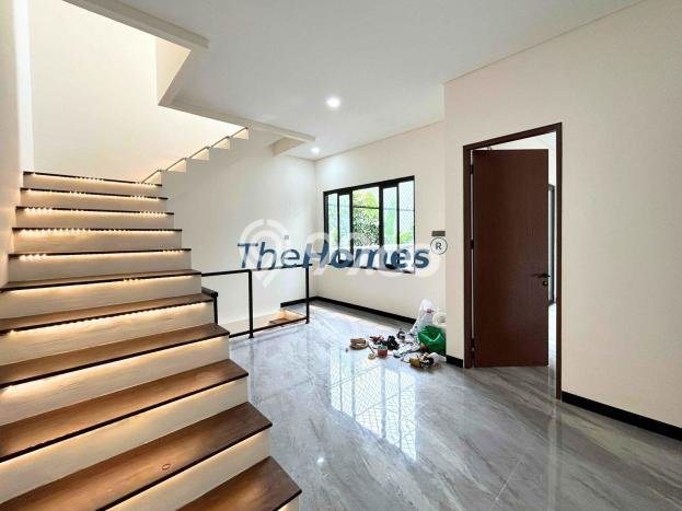 Rumah Luxury di Jakarta Selatan Strategis Kondisi Baik Rumah Luxury di Jakarta Selatan Strategis Kondisi Baik