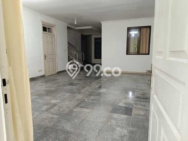 Disewakan Rumah Mewah LT 217m2 / LB 350m2 di Kebayoran Baru, Jakarta Selatan Disewakan Rumah Mewah LT 217m2 / LB 350m2 di Kebayoran Baru, Jakarta Selatan