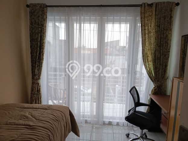 Cocok Untuk Investasi! For Sale Kost di Bintaro 8 Kamar Cocok Untuk Investasi! For Sale Kost di Bintaro 8 Kamar