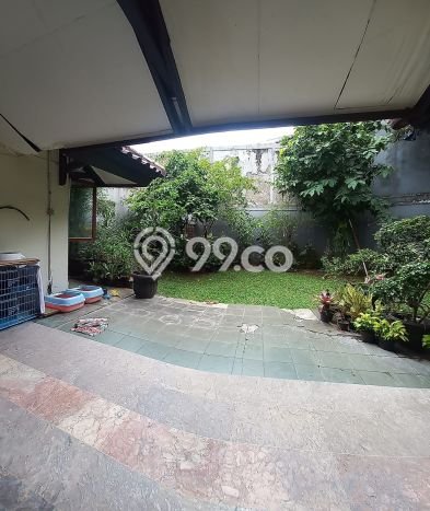 Rumah Elit LB 400m2 Siap Huni Desain Elegan di Bintaro, Tangerang Selatan Rumah Elit LB 400m2 Siap Huni Desain Elegan di Bintaro, Tangerang Selatan