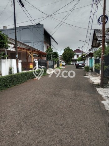 For Sale Hunian Rumah Terawat 3 KT di Bintaro, Tangerang Selatan For Sale Hunian Rumah Terawat 3 KT di Bintaro, Tangerang Selatan