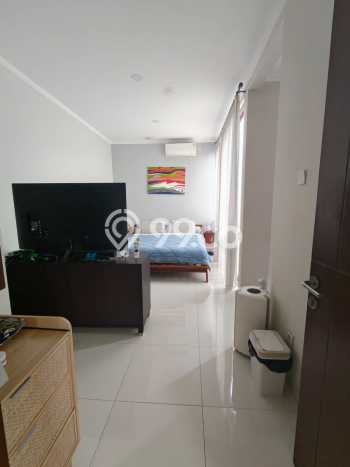 Jual Rumah Luas Elegan Dengan View Cantik di Bintaro, Tangerang Selatan Jual Rumah Luas Elegan Dengan View Cantik di Bintaro, Tangerang Selatan