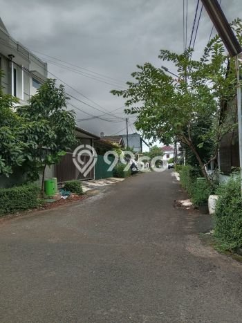 For Sale Hunian Rumah Terawat 3 KT di Bintaro, Tangerang Selatan For Sale Hunian Rumah Terawat 3 KT di Bintaro, Tangerang Selatan
