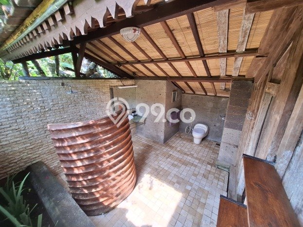 PELUANG INVESTASI! Vila Kawasan , Luas 3000m2m², ROI Menjanjikan PELUANG INVESTASI! Vila Kawasan , Luas 3000m2m², ROI Menjanjikan