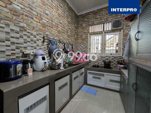 Rumah Kawasan Tanjung Duren, Luas 55m², LB 181m² Rumah Kawasan Tanjung Duren, Luas 55m², LB 181m²