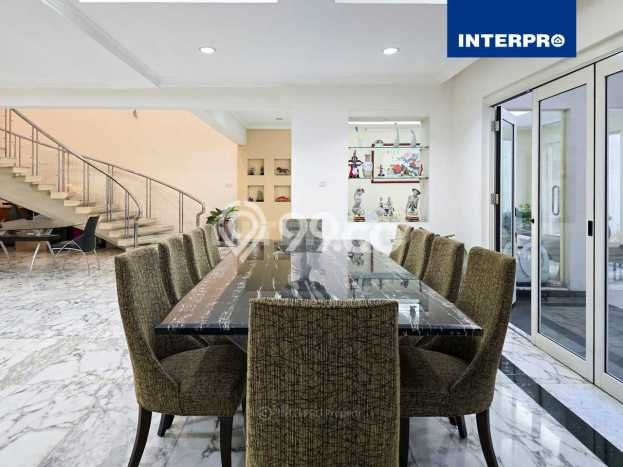 Jual Rumah Luas Elegan Dengan View Eksklusif di Green garden, Jakarta Barat Jual Rumah Luas Elegan Dengan View Eksklusif di Green garden, Jakarta Barat