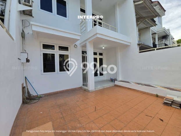 Rumah Luxury Modern Siap Huni di Puri Media Jakarta Barat Rumah Luxury Modern Siap Huni di Puri Media Jakarta Barat