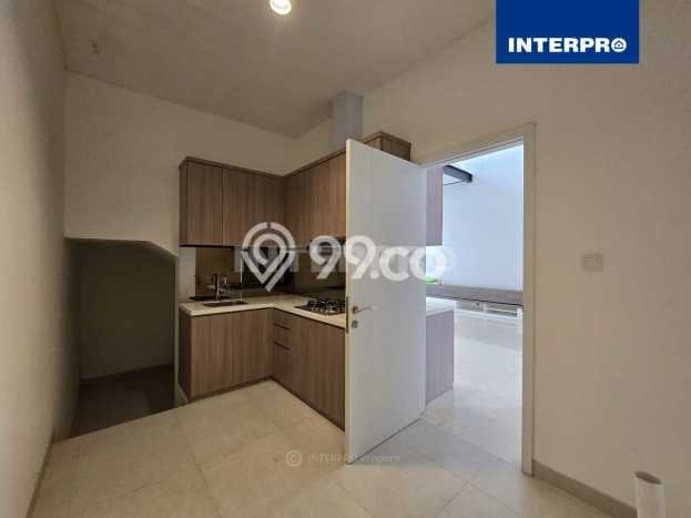 Dijual Rumah Luas Elegan Dengan View Eksklusif di Metland Puri, Jakarta Barat Dijual Rumah Luas Elegan Dengan View Eksklusif di Metland Puri, Jakarta Barat