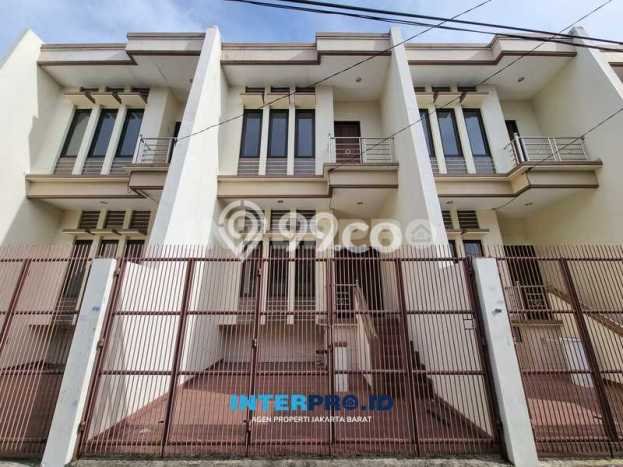 Jual Rumah Eksklusif 3 KT di Duri Kepa, Jakarta Barat Jual Rumah Eksklusif 3 KT di Duri Kepa, Jakarta Barat