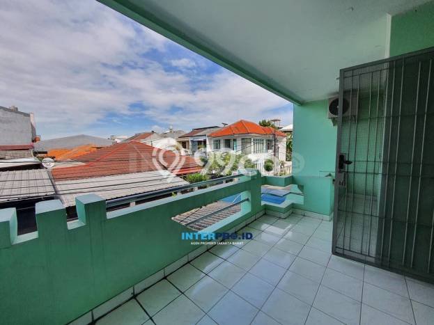Dijual Hunian Rumah Nyaman 3 KT di Taman Ratu, Jakarta Barat Dijual Hunian Rumah Nyaman 3 KT di Taman Ratu, Jakarta Barat