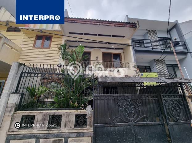 Rumah Minimalis 4 Kamar LT 90m2 di Taman Ratu Rumah Minimalis 4 Kamar LT 90m2 di Taman Ratu